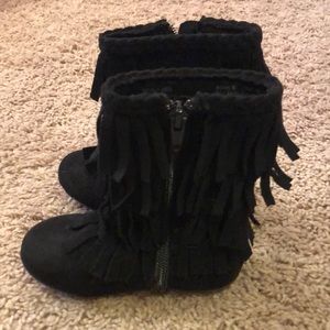Girls size 7 boot